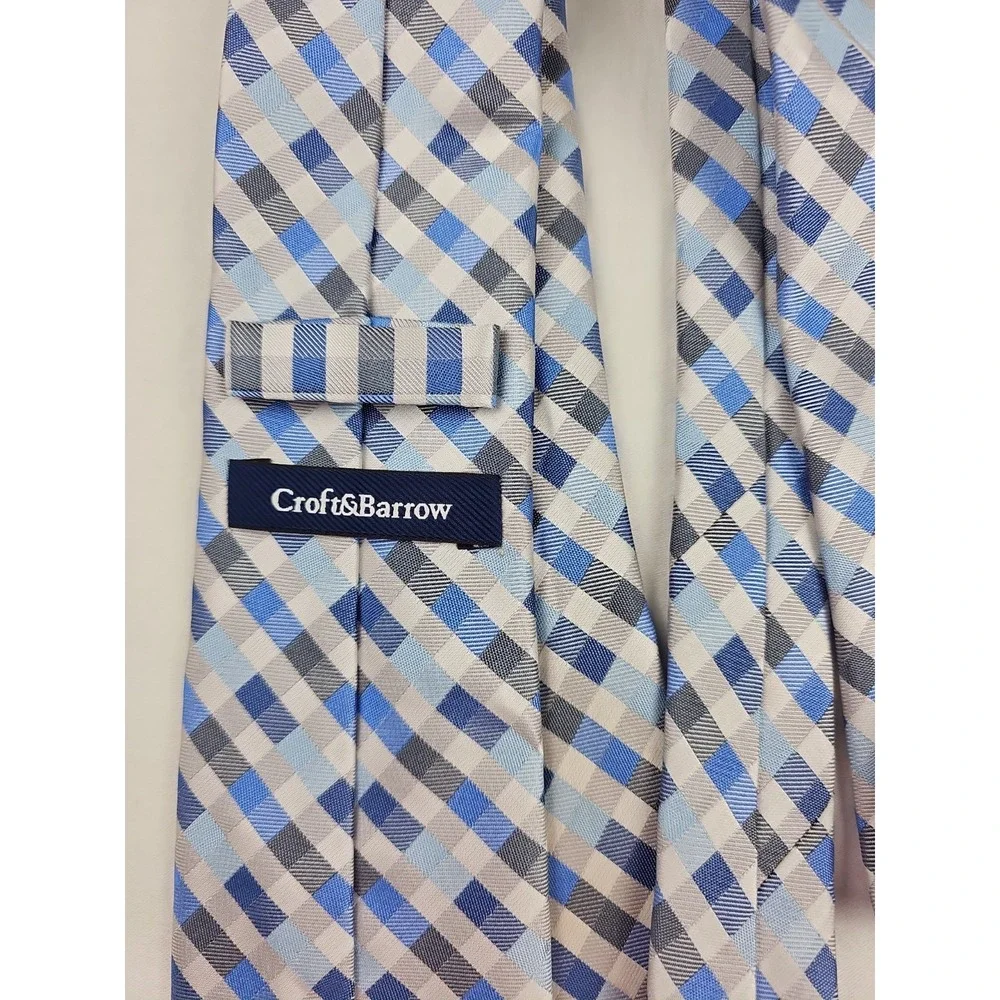Croft & Barrow Men's Neck Tie 100% Polyester Blue‎ Gray Silver Squares Classic